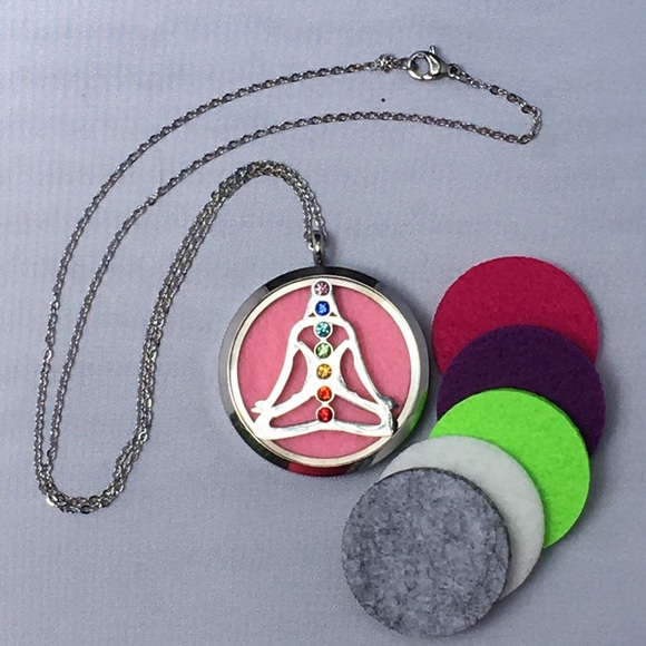 New! Aromatherapy Oil Diffuser Yoga Necklace - Picture 2 of 7